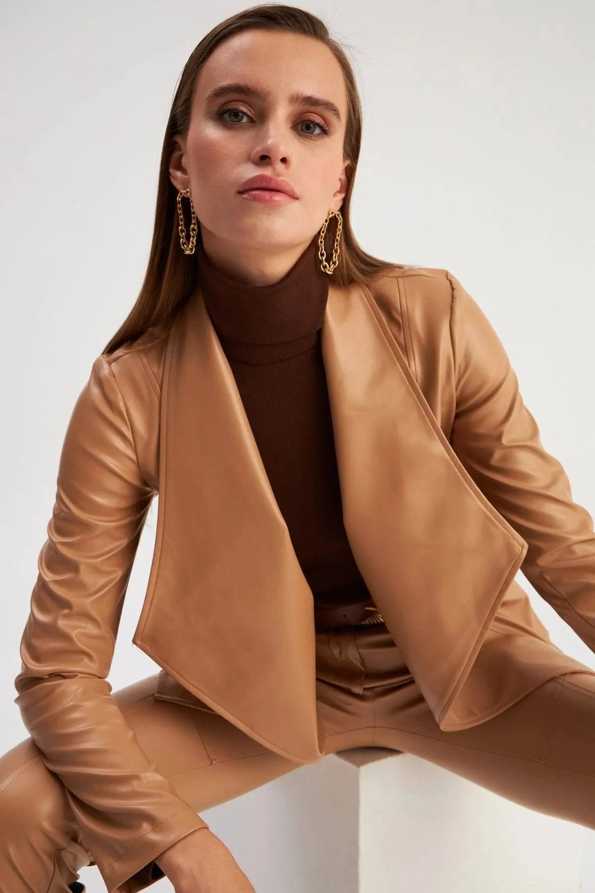 Wide Collar Leather Jacket - Caramel